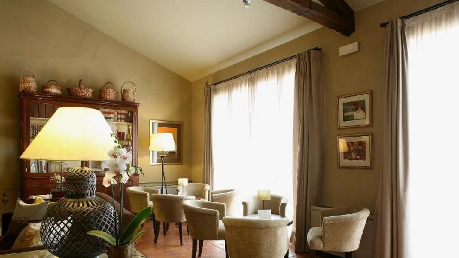 Bremon Boutique By Duquessa Collection Cardona